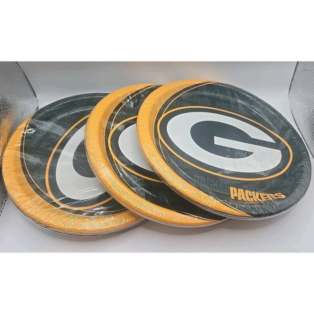3 Packs Of NFL Green Bay Packers Plates 8 3/4" Total 24 Plates Party Wisconsin